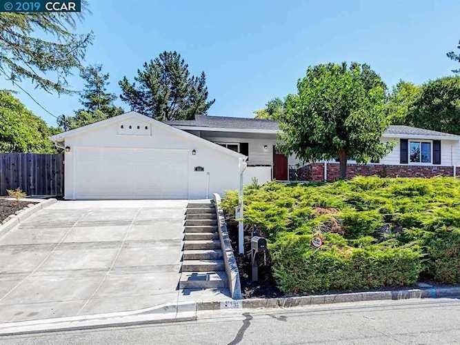 414 Castello Rd Lafayette, CA 94549 | MLS 40877578 Photo 1