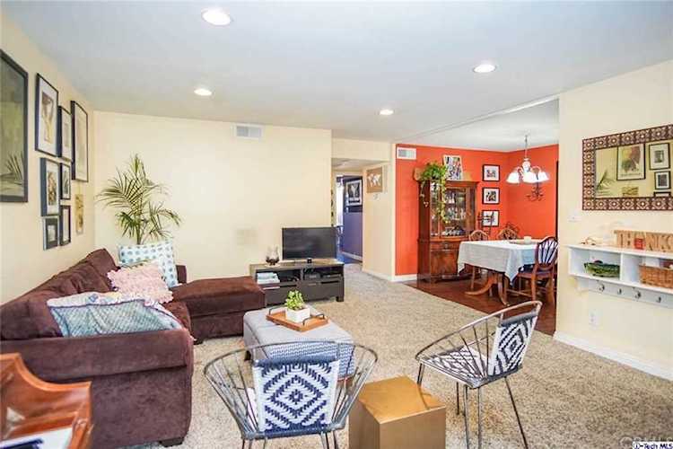 2257 Fair Park Avenue #206 Eagle Rock, CA 90041