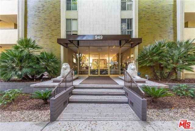 949 N Kings Road #208 West Hollywood, CA 90069