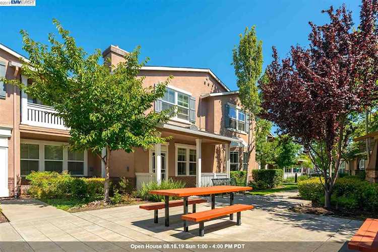 29033 Caravan Lane Hayward, CA 94545 | MLS 40877075 Photo 1