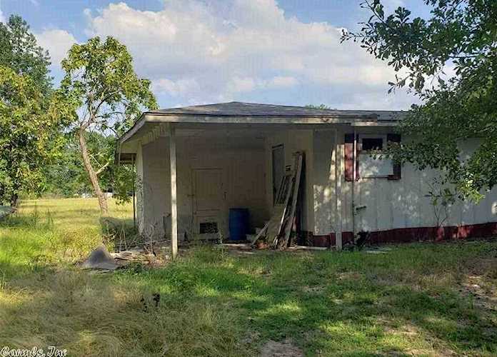 5151 Faucett Rd Pine Bluff, AR 71603