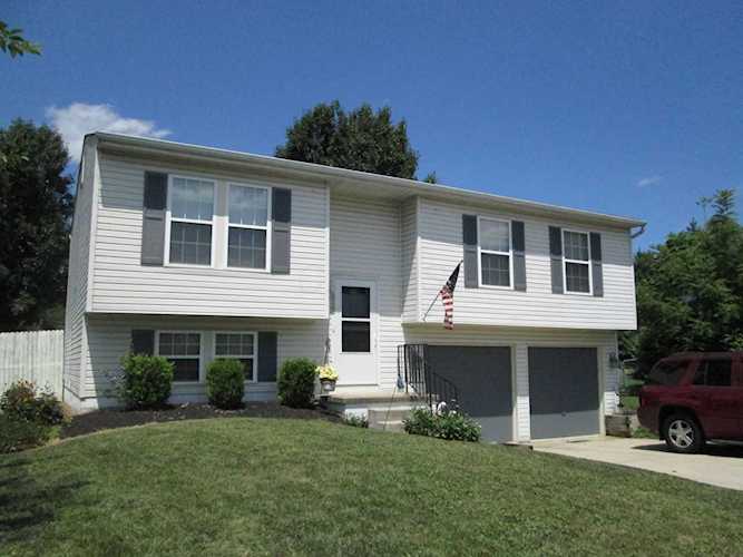 $156,900 - For sale - 6900 Barker Drive, Canal Winchester, OH 43110 - MLS#219030427 - Franklin. - Roomy, open livable home! Great convenient location. 3 nice size bedrooms, master bedroom suite,... Photo 1