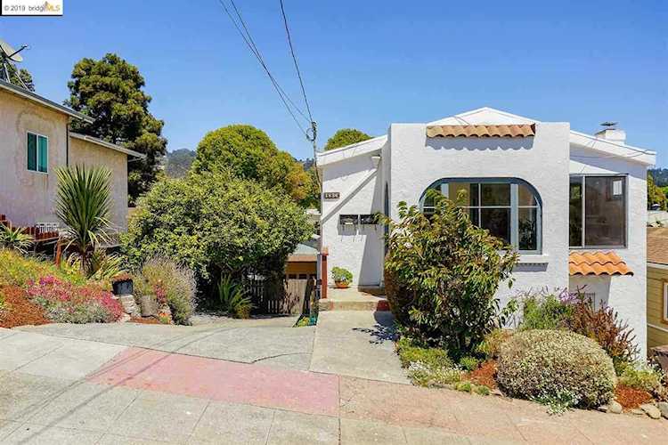 1836 San Benito Richmond, CA 94804 | MLS 40876469 Photo 1