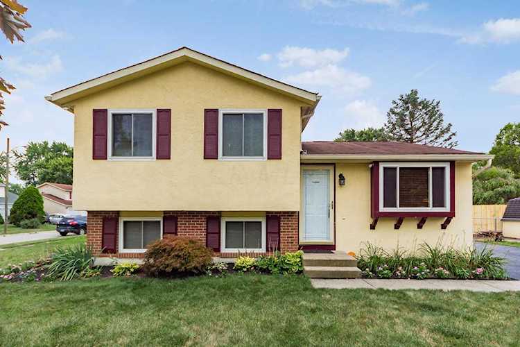 $140,000 - For sale - 2571 Stonington Avenue, Grove City, OH 43123 - MLS#219030485 - Franklin. - Sharp 3 level split home with three bedrooms, updated bathroom and a lower level media room. Entry... Photo 1