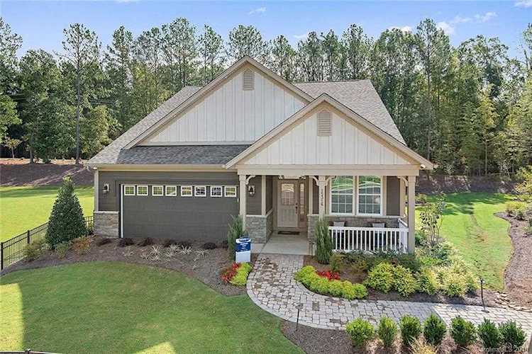 15316 Red Canoe Way Charlotte, NC 28278 | MLS 3542077 Photo 1