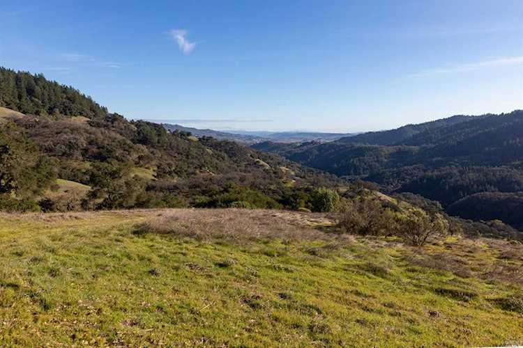 35640 Hwy 128 Cloverdale, CA 95425