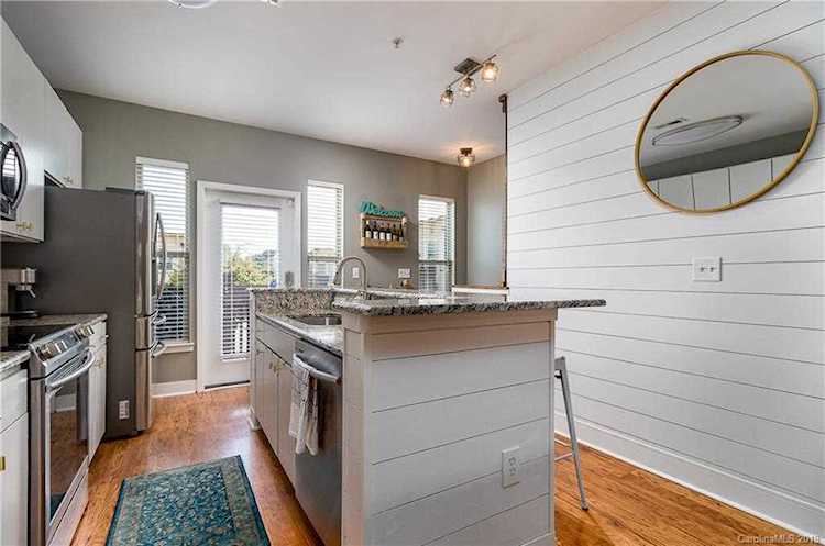 1027 Skyline View Way Charlotte NC 28204 | MLS #3539591 - Hendrix Properties Photo 1