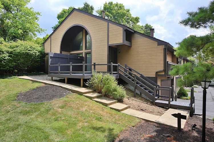 3105 Rivermill Drive Columbus, OH 43220 | MLS 219031053 Photo 1