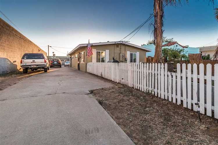 636/638 Emory Street Imperial Beach, CA 91932