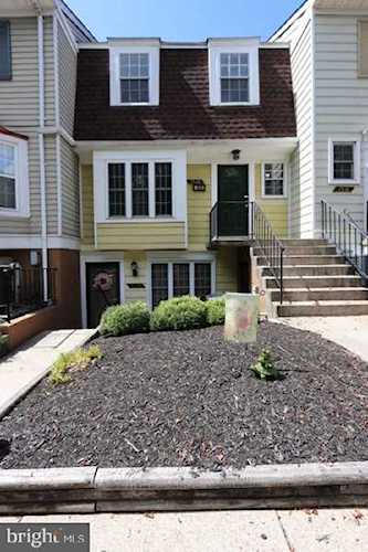 1520 Lowell Ct Crofton, MD 21114 | MLS ® MDAA410836 Photo 1
