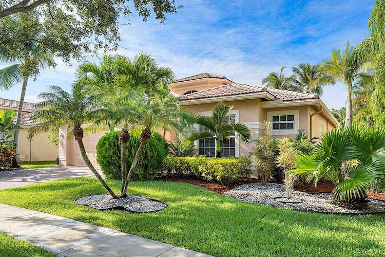 19227 Skyridge Circle Boca Raton, FL 33498