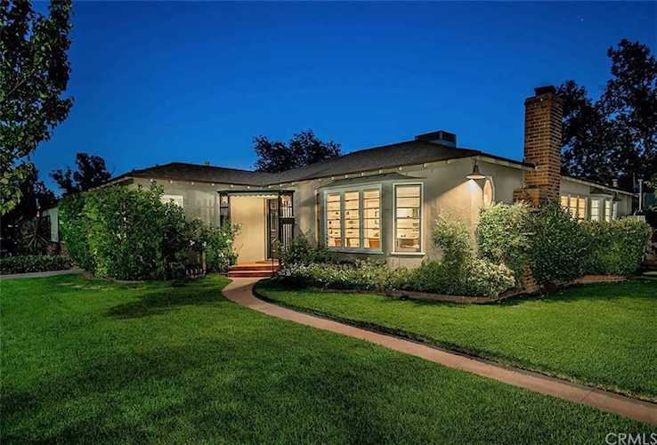 1718 W Parkside Avenue, Burbank, CA 91506 | MLS #BB19190198 Photo 1