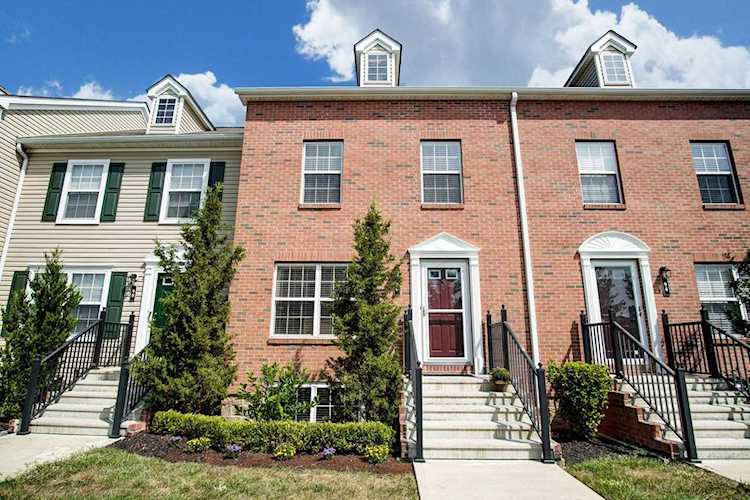 96 Highbluffs Boulevard Columbus, OH 43235 | MLS 219031646 Photo 1