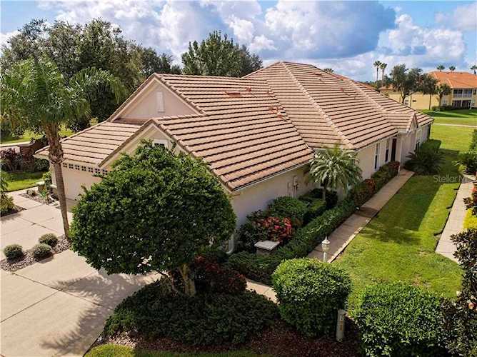 7070 Woodmore Terrace Lakewood Ranch, FL 34202