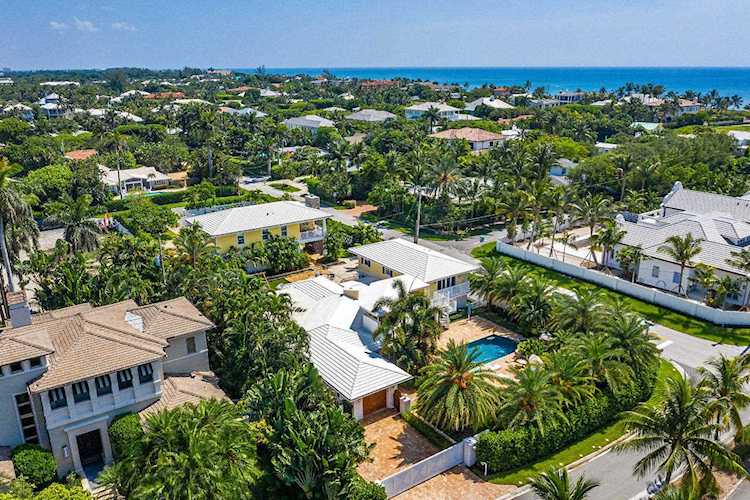 1137 N Vista Del Mar Drive Delray Beach, FL 33483