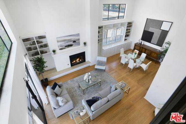 11829 Mayfield Avenue #303, Los Angeles, CA 90049 | MLS# 19502226 Photo 1