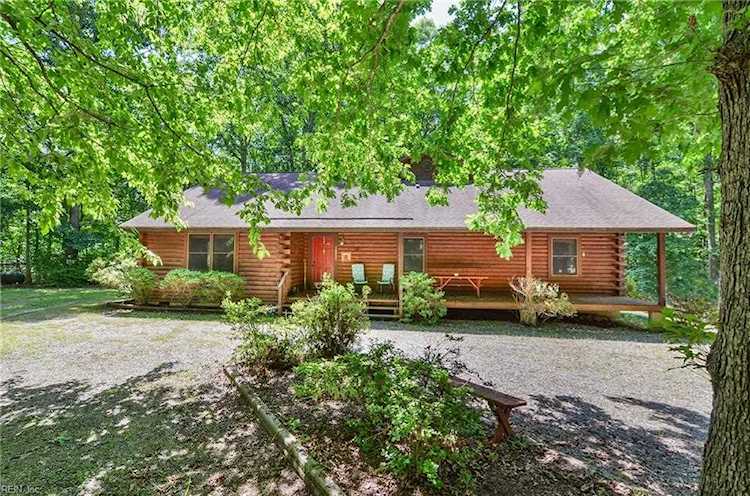 10037 Deer Trace Ln Gloucester VA 23061 | MLS# 10277850 - TREG.com Photo 1