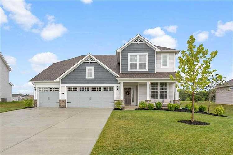 1133 Bedford Drive Avon, IN 46123 | MLS 21663743 Photo 1