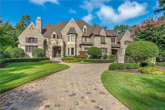 9007 Pine Laurel Dr Matthews, NC 28104