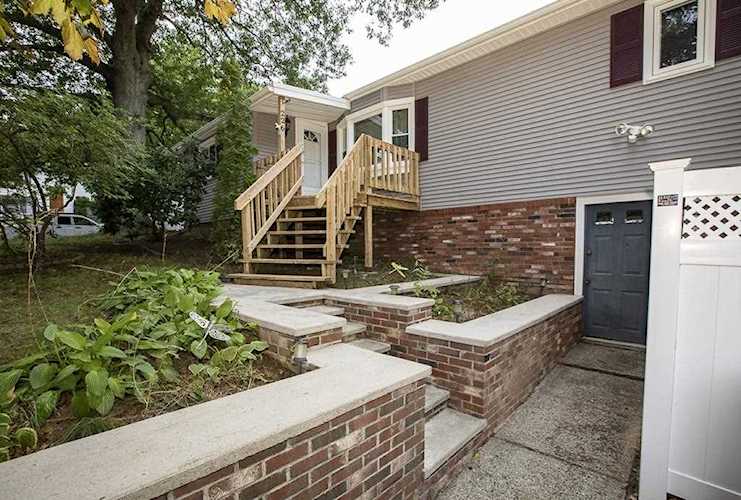 Fall River, 226 Hyde St, MA, home for sale Photo 1