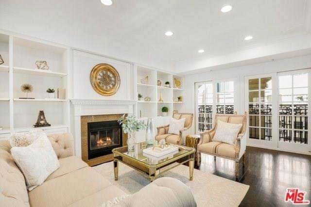 11723 Mayfield Avenue #2, Los Angeles, CA 90049 | MLS# 19503052 Photo 1