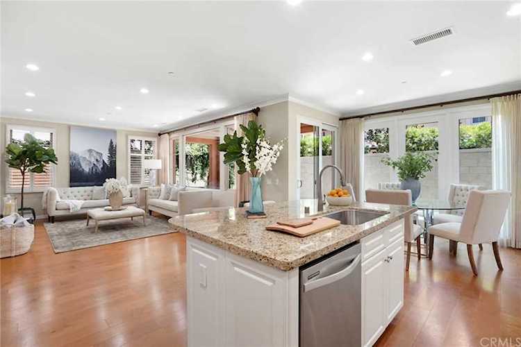 53 Lupari Irvine, CA 92618 | MLS OC19201560 Photo 1