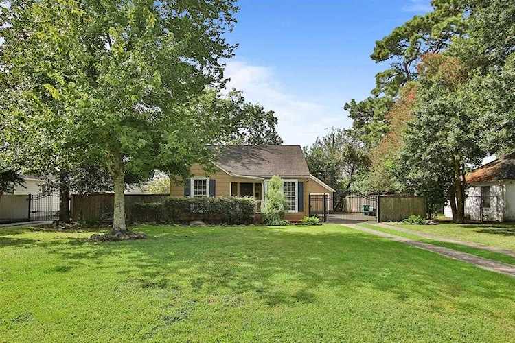 419 W 30th St Houston, TX 77018