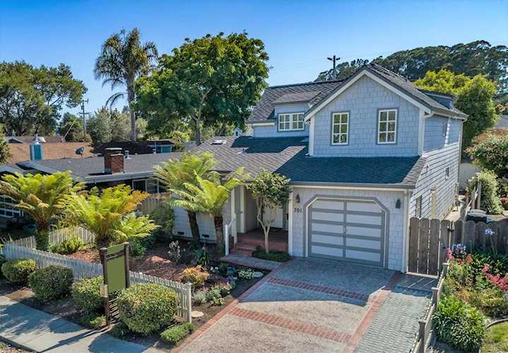 701 Bay Avenue Capitola, CA 95010 | MLS 52199296 Photo 1