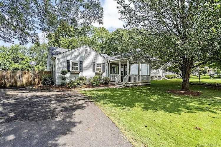 949 Beverly Dr Rock Hill, SC 29730 | MLS 3542700 Photo 1