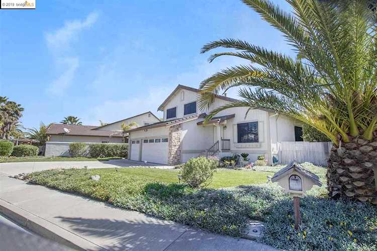 1732 Dolphin Pl Discovery Bay, CA 94505 | MLS 40859250 Photo 1