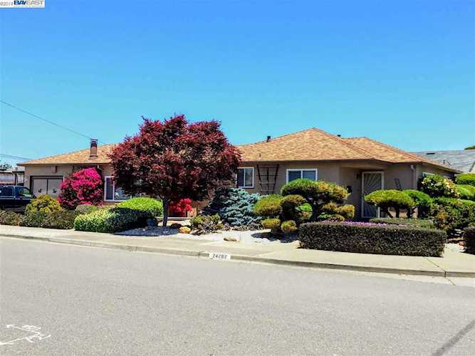 24282 Wright Dr Hayward, CA 94545 | MLS 40870134 Photo 1