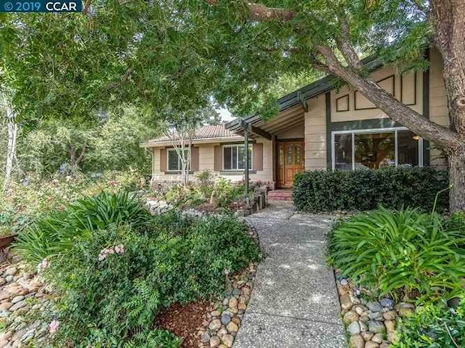 201 Clifford Ct. Clayton, CA 94517 | MLS 40873024 Photo 1