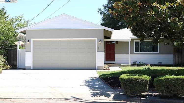 501 Ethan Ct Hayward, CA 94544 | MLS 40876045 Photo 1