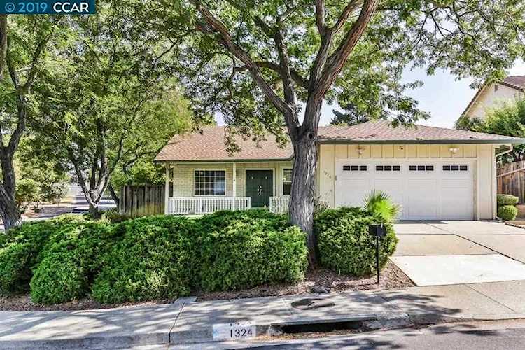 1324 Saddlehill Lane Concord, CA 94521 | MLS 40877641 Photo 1