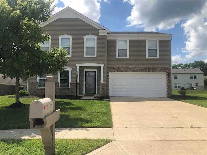 317 Backwood Drive Danville, IN 46122 | MLS 21664295 Photo 1
