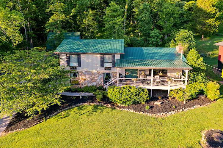 2244 Jones Bend Rd Louisville, TN 37777 | MLS 1087447 Photo 1