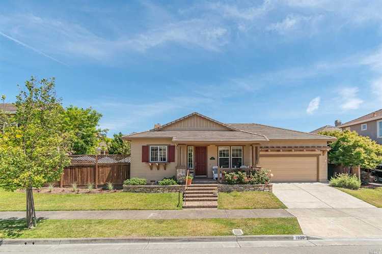 1920 Winchester Lane Petaluma, CA 94954 | MLS 21918980 Photo 1