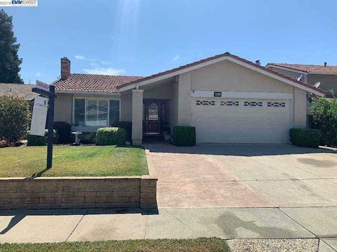 38865 Godfrey Pl Fremont, CA 94536 | MLS 40877474 Photo 1
