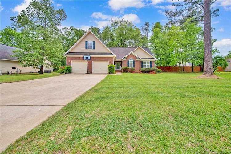 5417 Kentucky Ln Hope Mills, NC 28348 | MLS 605944 Photo 1