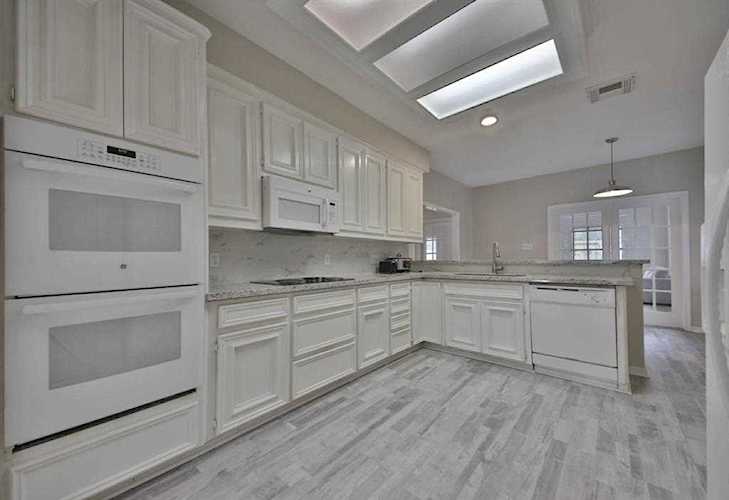 2010 Garden Terrace Dr Katy, TX 77494