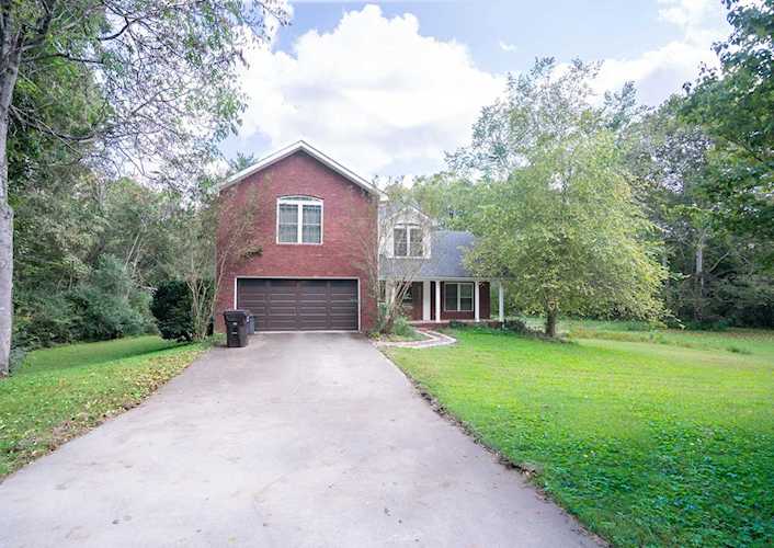 1810 Stonebrook Dr Knoxville, TN 37923 | MLS 1084111 Photo 1