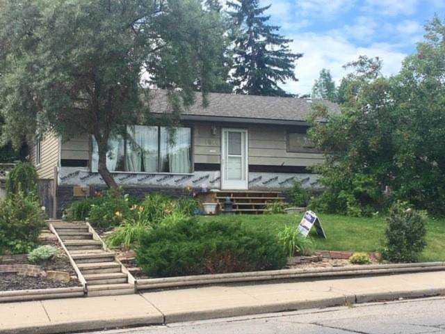 1613 24 Avenue NW Calgary, AB T2M 1Y7
