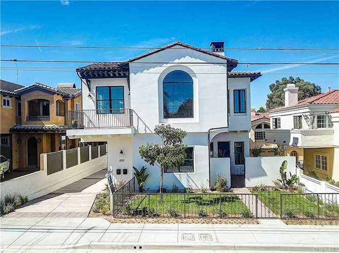1919 Gates #A Redondo Beach, CA 90278 | MLS SB19209631 Photo 1