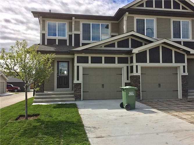 239 Clydesdale Avenue Cochrane, AB T4C 2R1