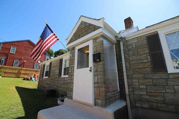 200 Allen Ave Lynn, MA 01902 | MLS 72558251 Photo 1