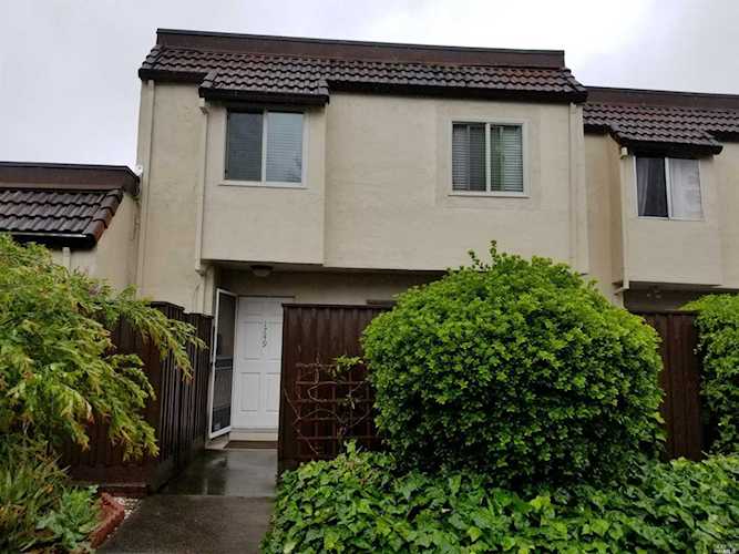 1749 Las Raposas Court Santa Rosa, CA 95409 | MLS 21912217 Photo 1