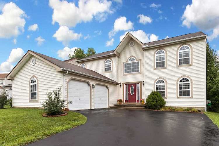 256 Essex Place Pataskala, OH 43062 | MLS 219033350 Photo 1
