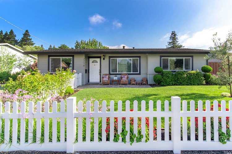 2716 Elm Street Napa, CA 94558 | MLS 21916830 Photo 1