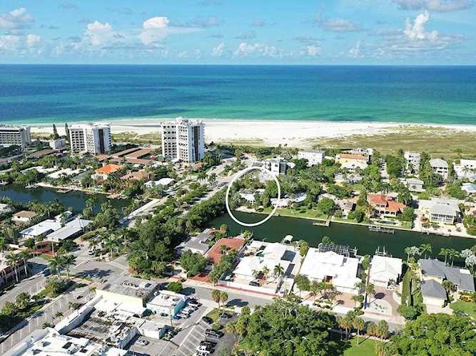225 John Ringling Boulevard Sarasota, FL 34236