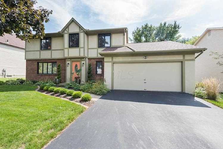 2935 Dynasty Drive Columbus, OH 43235 | MLS 219033519 - Franklin Photo 1